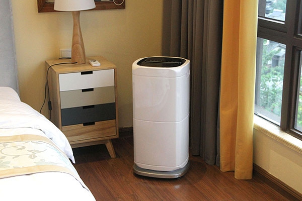 梅雨季節：我是用生命在上班??！